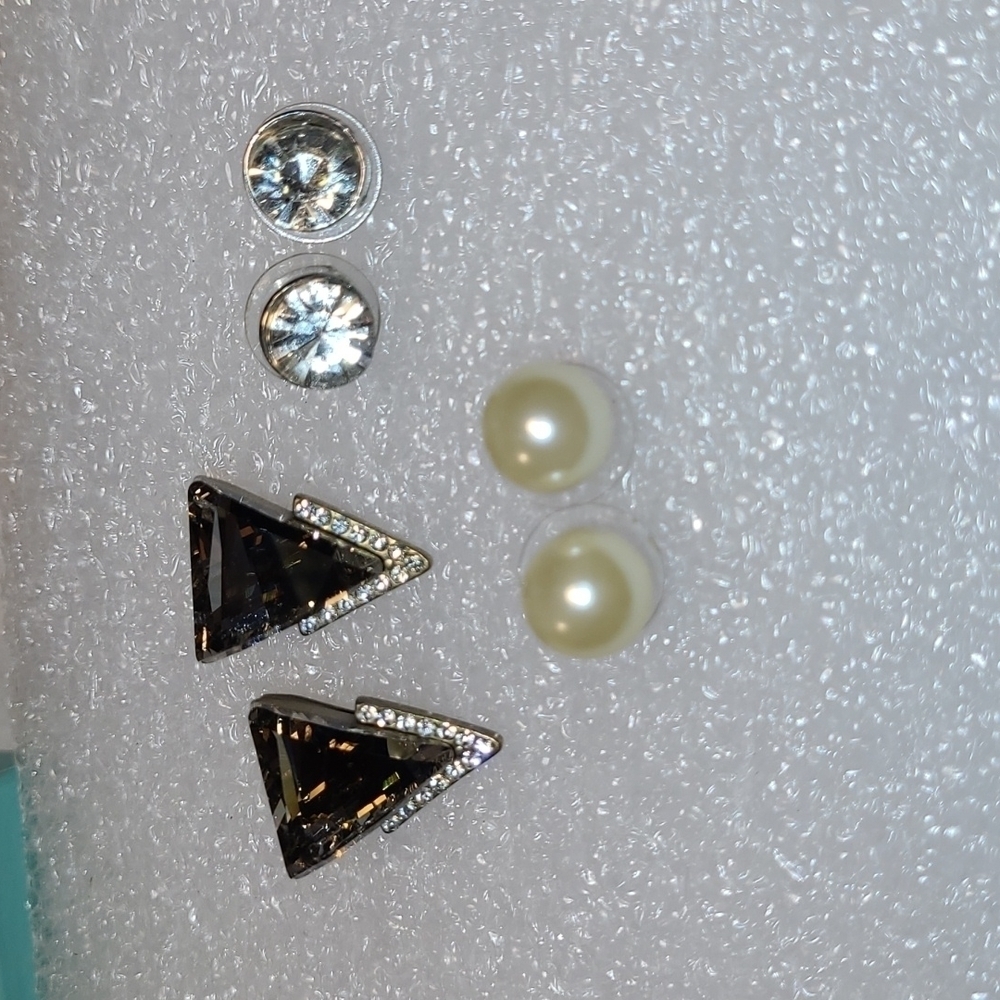 Earring Bundle - image 1